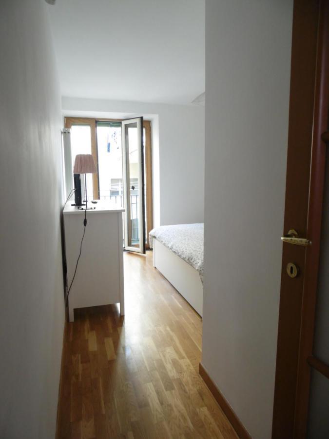 A Casa Di Monica Apartment ปอซซุออลี ภายนอก รูปภาพ