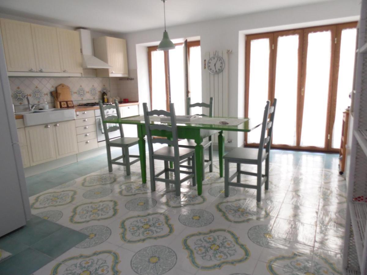 A Casa Di Monica Apartment ปอซซุออลี ภายนอก รูปภาพ
