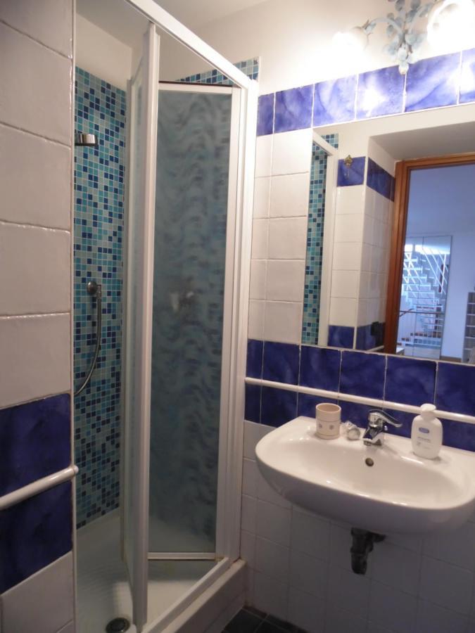 A Casa Di Monica Apartment ปอซซุออลี ภายนอก รูปภาพ