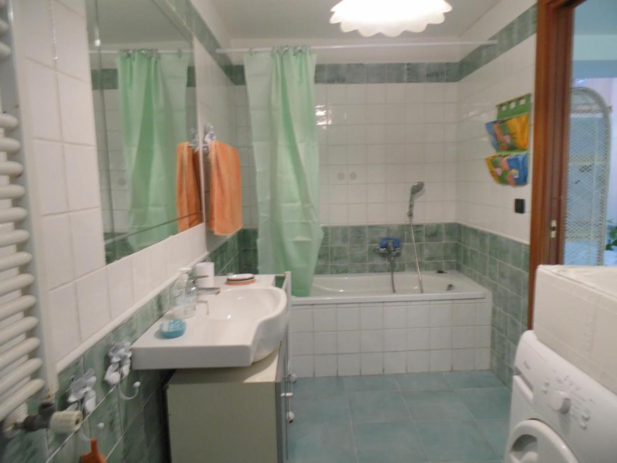 A Casa Di Monica Apartment ปอซซุออลี ภายนอก รูปภาพ