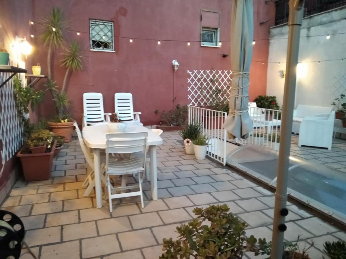 A Casa Di Monica Apartment ปอซซุออลี ภายนอก รูปภาพ